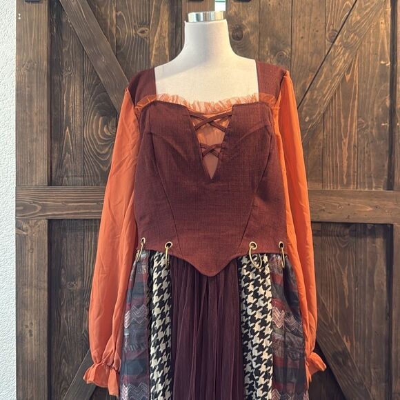 Spirit Halloween Hocus Pocus Mary Sanderson Costume for Adults Witch Cos… - Picture 3 of 12